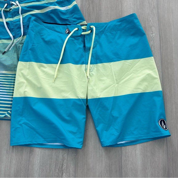 Volcom men’s Nano unlined swim board shorts size 38 blue green swim surf - Picture 2 of 7